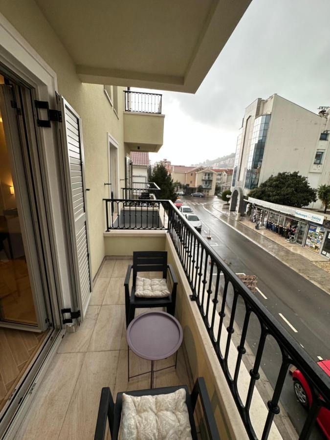 Saly Apart Budva Zewnętrze zdjęcie
