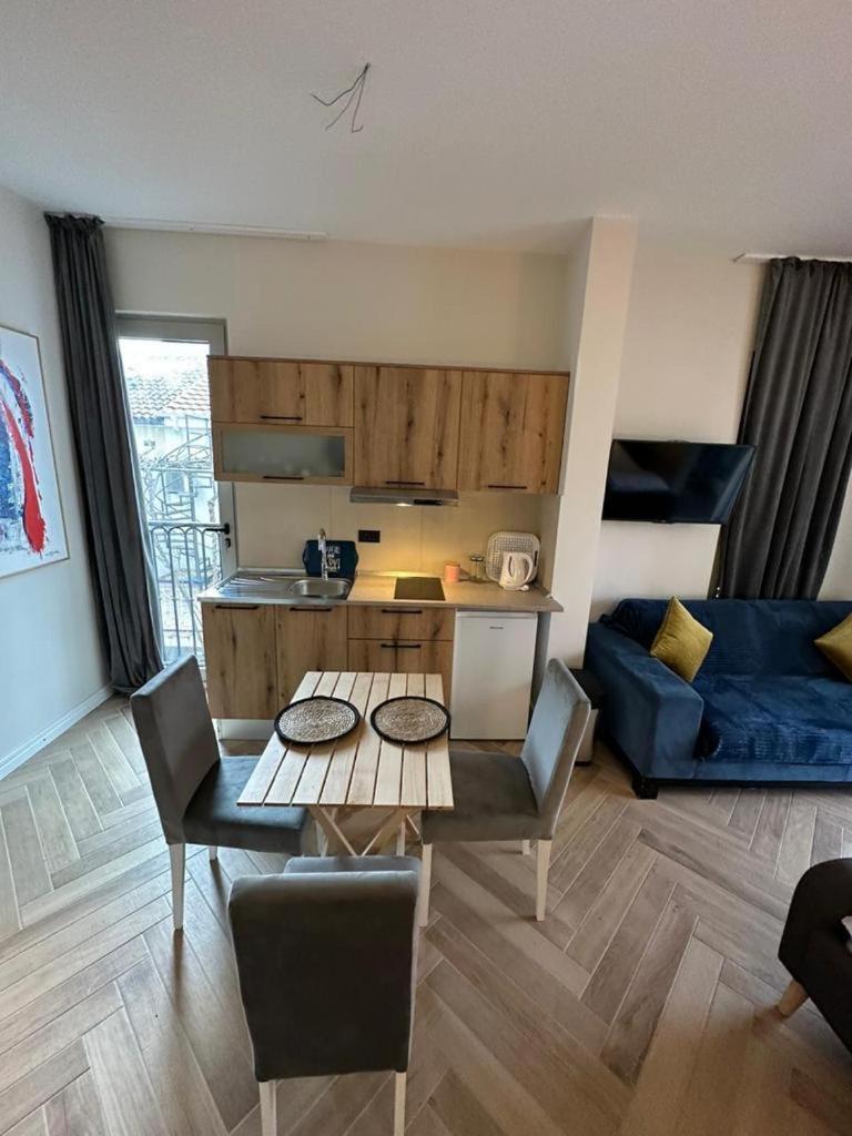 Saly Apart Budva Zewnętrze zdjęcie